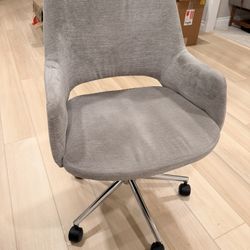 Grey Desk Chair 