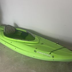 Comet 8 Emotion Kayak 
