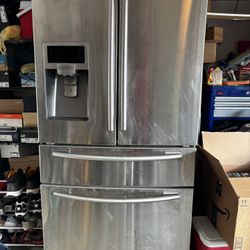 FREE Samsung Refrigerator- Not Working 