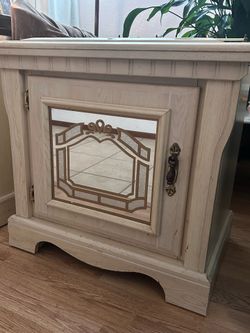 Vintage Wood nightstand with Mirrored Door