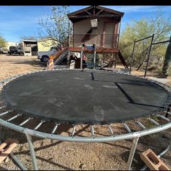 14’ trampoline