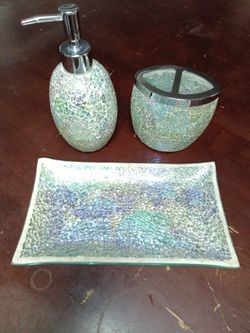 Abalone Type Bathroom Set