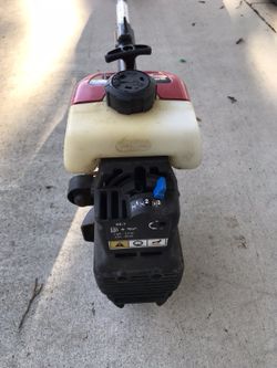 Yard Machines Y765 lawn weed eater trimmer gas powered for Sale in