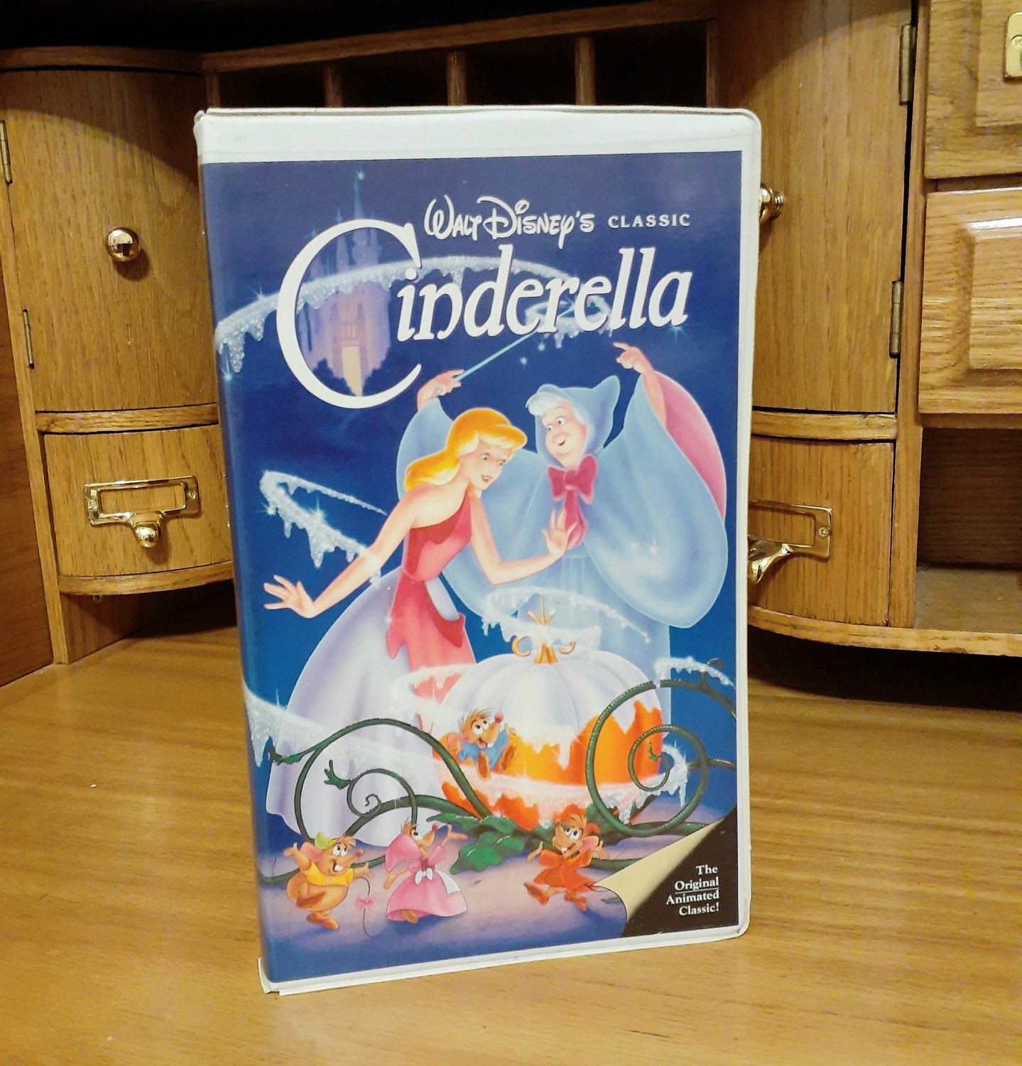 Disney's Black Diamond Cinderella VHS VCR Movie