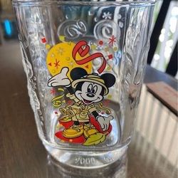 Vintage Mickey Mouse Walt Disney World, Disney Animal Kingdom 2000 New Years Millenium