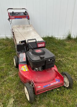 Toro Self Propelled Lawn Mower with Bag