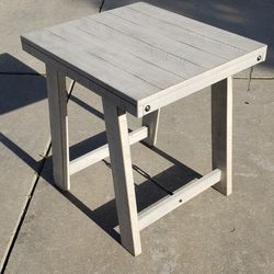 Very Nice In New Condition Side Table $75 Firm Pick Up Only Cash Only