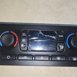 A/C  Climate Control Digital 2003-04 GM Chevy/GMC/ Cadillac