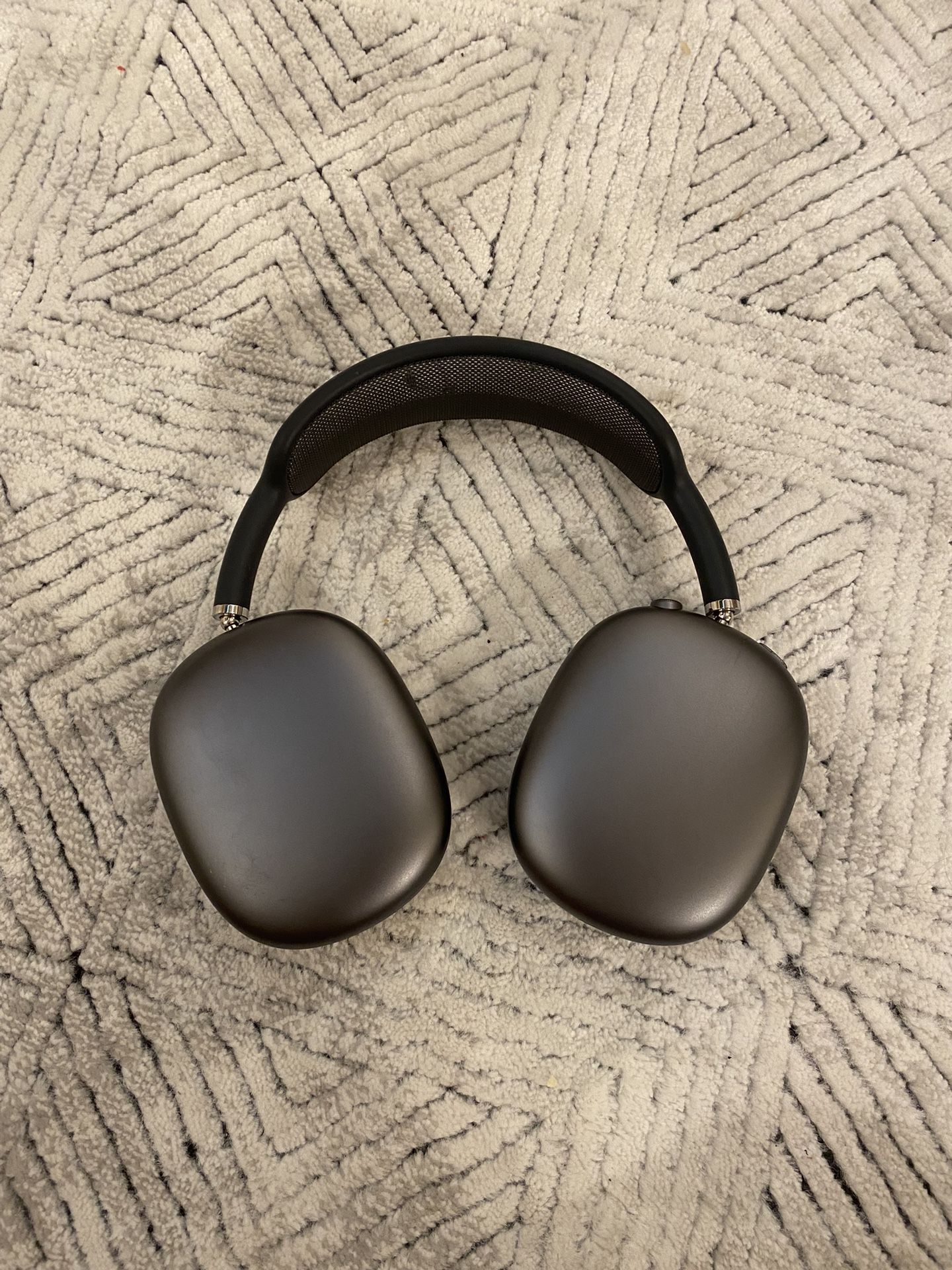 AirPods Max