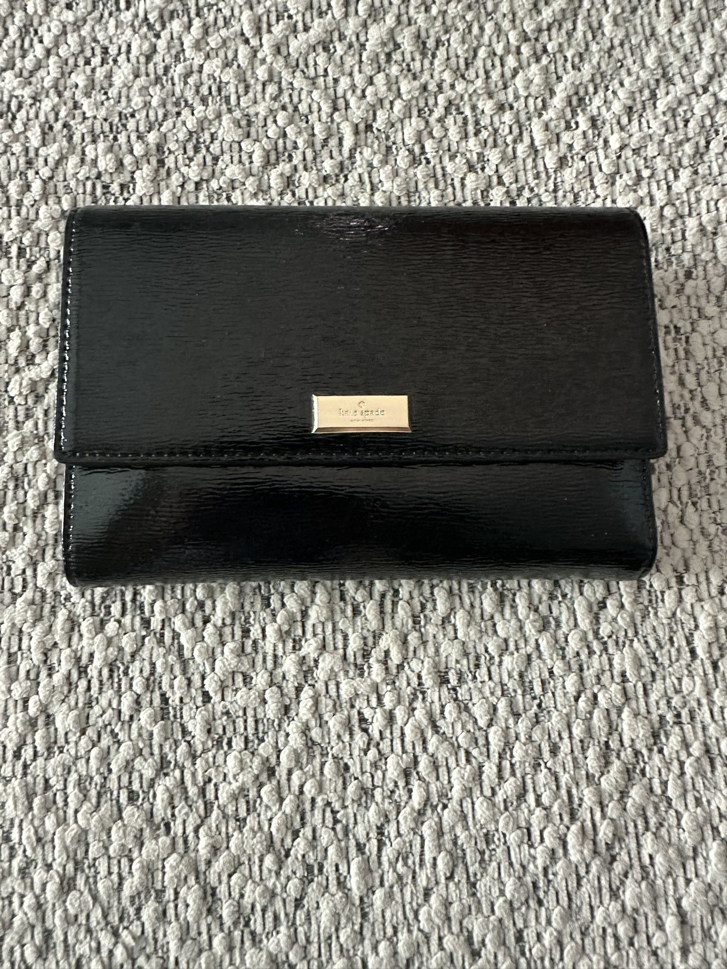KATE SPADE PURSE/WALLET (NEW YORK)