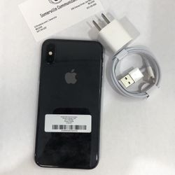 Factory unlocked iPhone x 64 gb, excellent conditions store warranty 