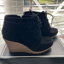 Black Suede Leather Women Booties Size 7