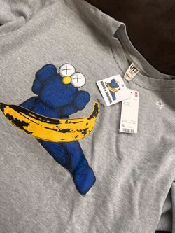 KAWSw+Uniqlo Warhol Crewneck