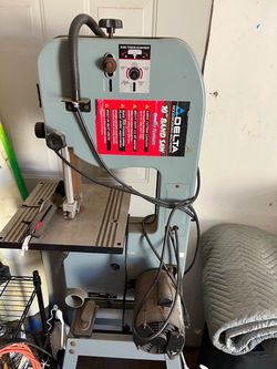 Delta woodworking machinery Band saw