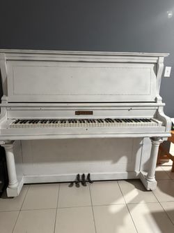 Piano - Donation - First come first served
