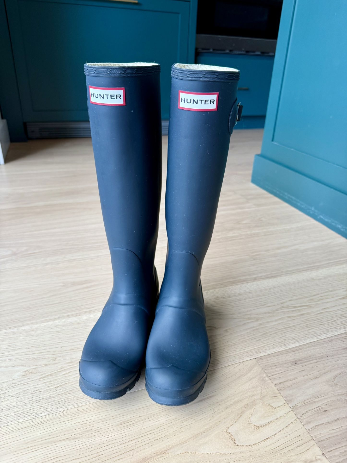 Hunter Rain Boots - Navy - Like New - Size 6