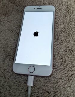iPhone S