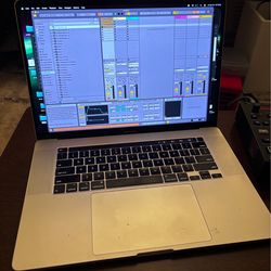 Maxed-Out 16" MacBook Pro 2.4GHz 8TB SSD 64GB RAM 8GB GPU (2019)