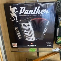 New Nuevo Hohner Panther Accordion Acordeon In FA or SOL also Compadre 