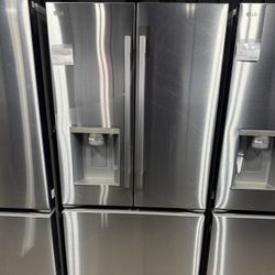 Brand new LG 33 in. W. 20 cu.ft. Smart 3-Door French Door Refrigerator Counter Depth MAX in Stainless Steel with Dual Ice Makers