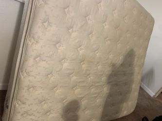 Cali king mattress