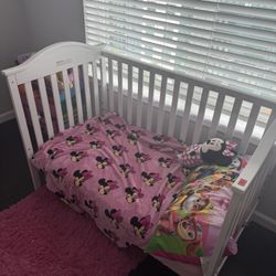 Toddler bed