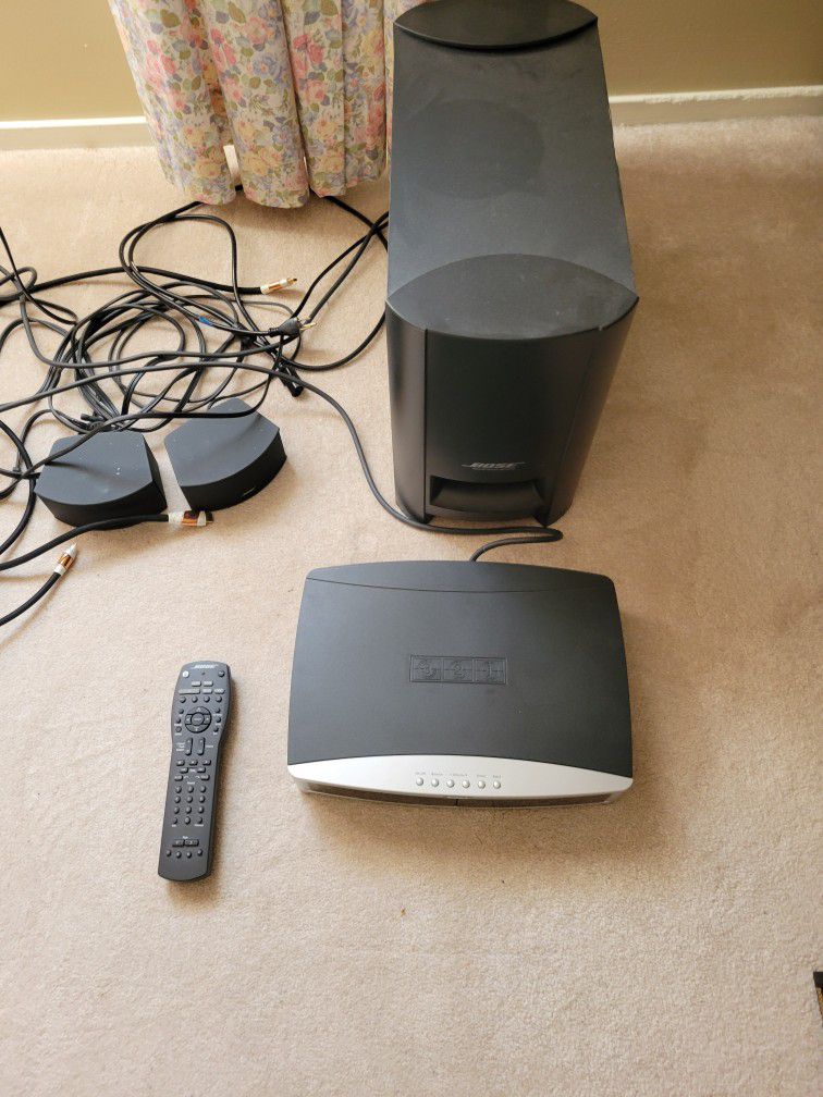 Bose 3-2-1 Home Theater System