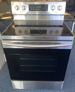 Stainless Steel Samsung Five Burner Glass Top Electric Stove (2-0181)