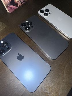 (5) iPhone 15 Pro Factory Unlocked Excellent Condition!!!
