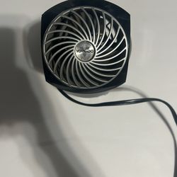 Vornado Small Desk Fan 