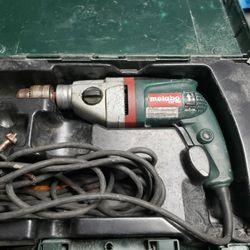 METABO  SBE750  HAMMER DRILL  "LOCAL PICK-UP  MIAMI "
