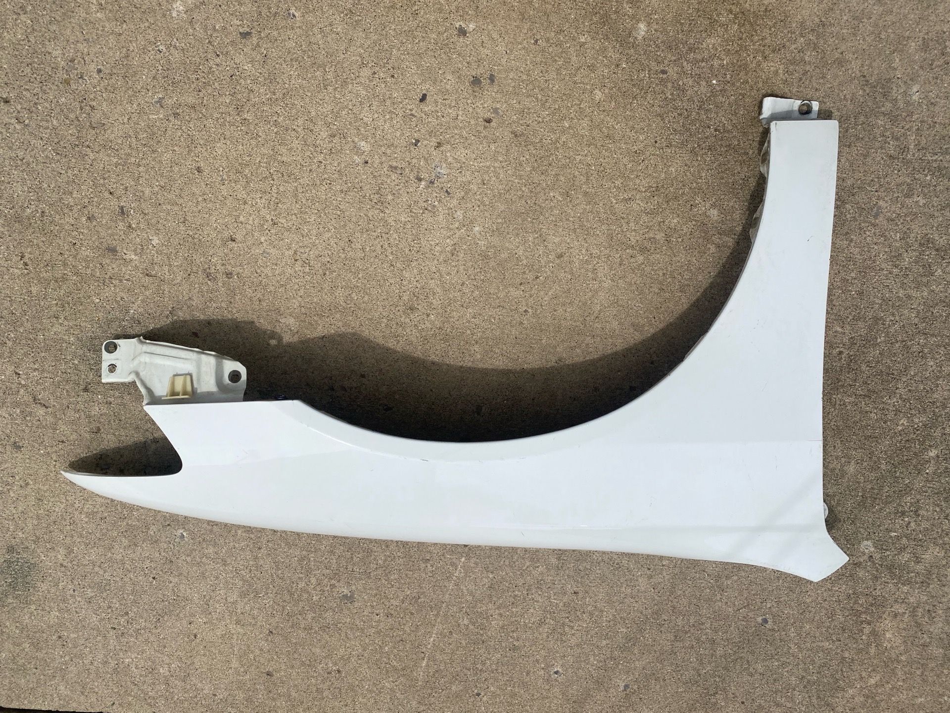 98-O2 Honda accord right fender oem
