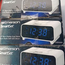 Three New In Box Emerson Smart Clocks All Three For 20 Firm