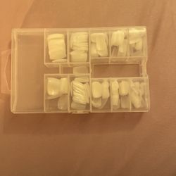 Press on nails