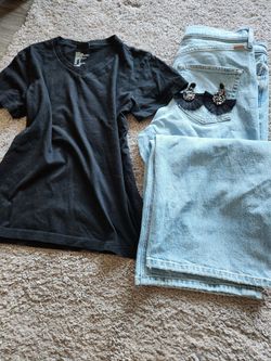 H&M Black V-Neck T-Shirt