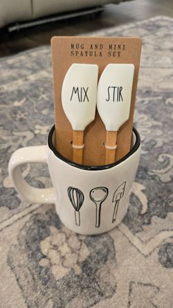 Mug and spatula set