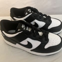 Nike Dunk Low Panda 