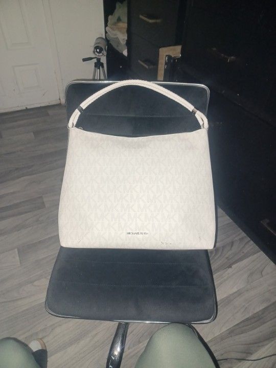 Michael Kors Pure And Wallet