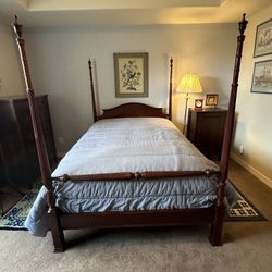 4 Piece Kindel Solid Mahogany Bedroom set Antique