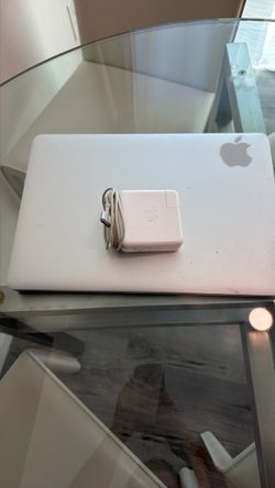 Apple MacBook Laptop with Charger