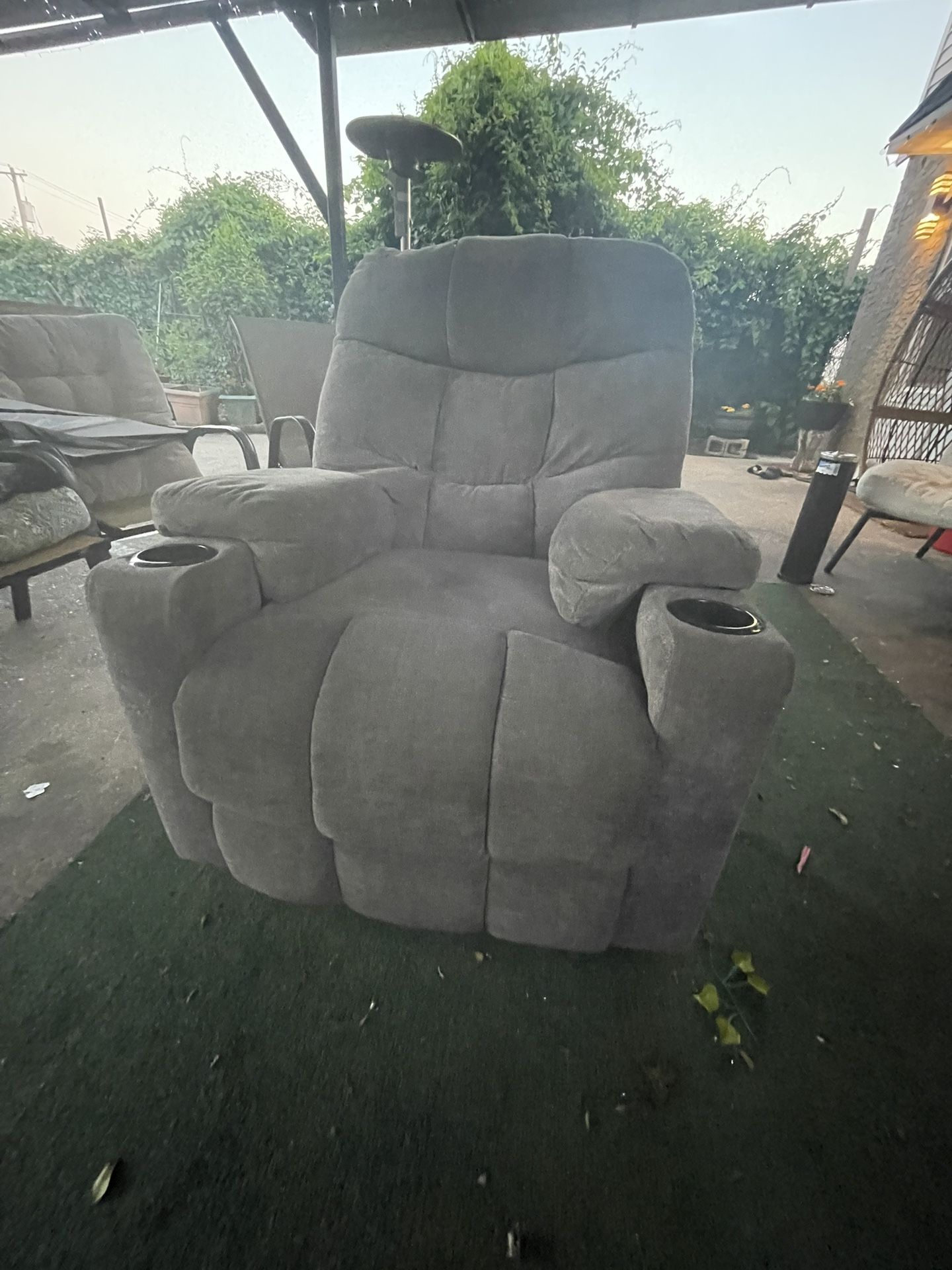 Recliner chair