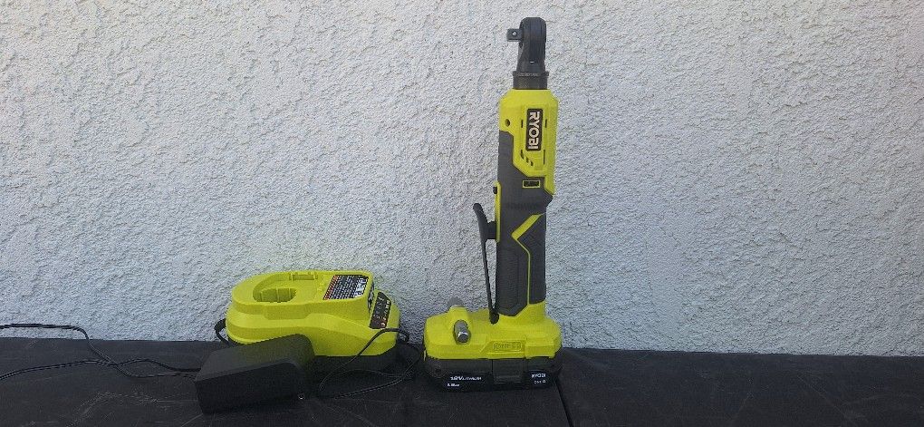 Ratchet Ryobi 18v With Battery And Charger
