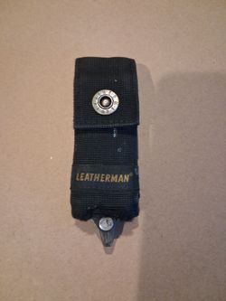 Leatherman Black Nylon Belt Sheath Pouch and Gerber multi tool