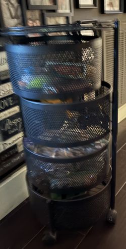 Metal storage - 4 tiers baskets - black