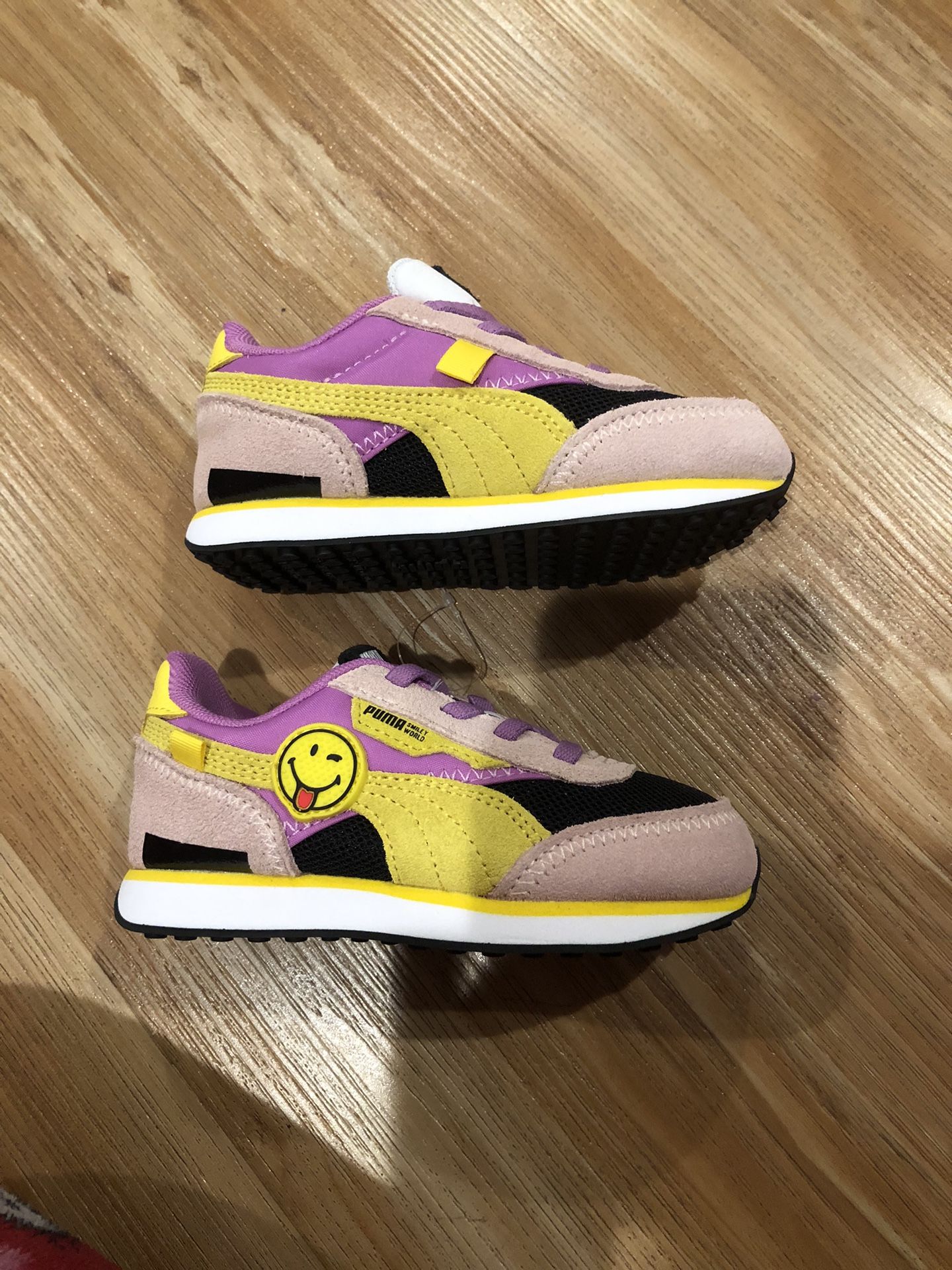 Puma Smiley World 