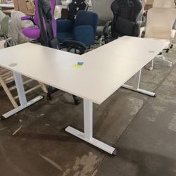 FLEXISPOT L Shaped Standing Desk,  Electric Height Adjustable Corner Desk, Sit Stand Computer Workstation, Preset Controller, Home Office, White Frame