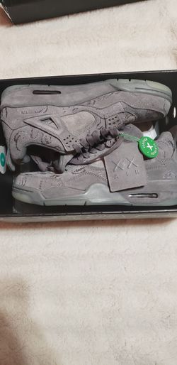 Air jordan 4 retro KAWS size 11