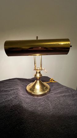 Vintage brass bankers/piano lamp.