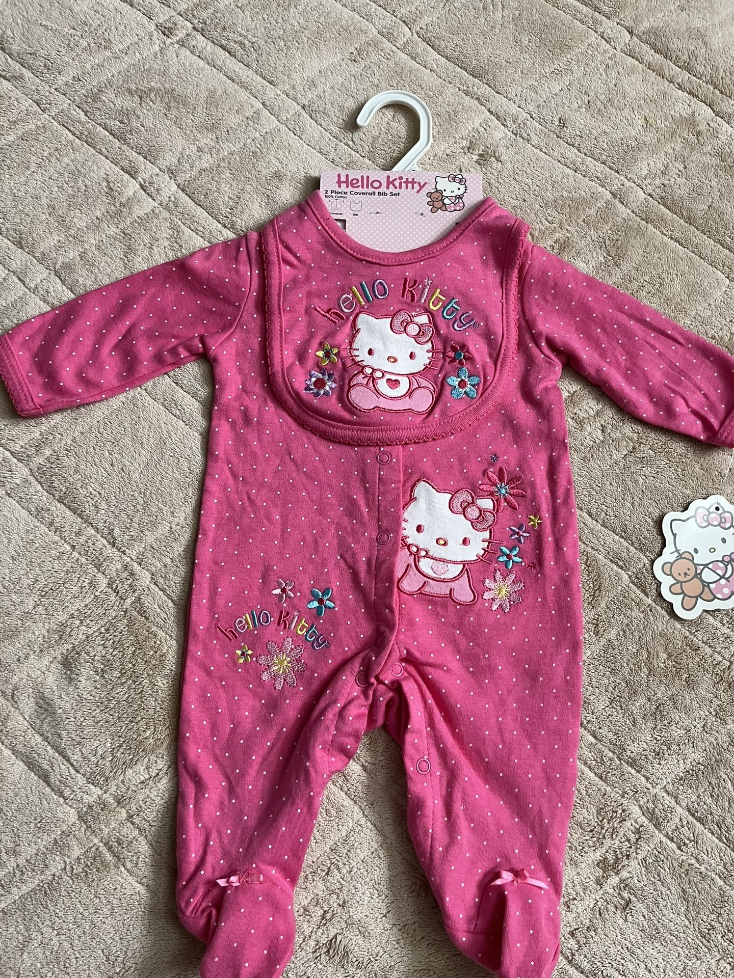 Baby Hello Kitty Coverall Bib Set