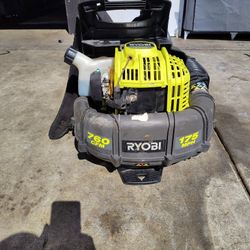 Blower RYOBI 760cfm